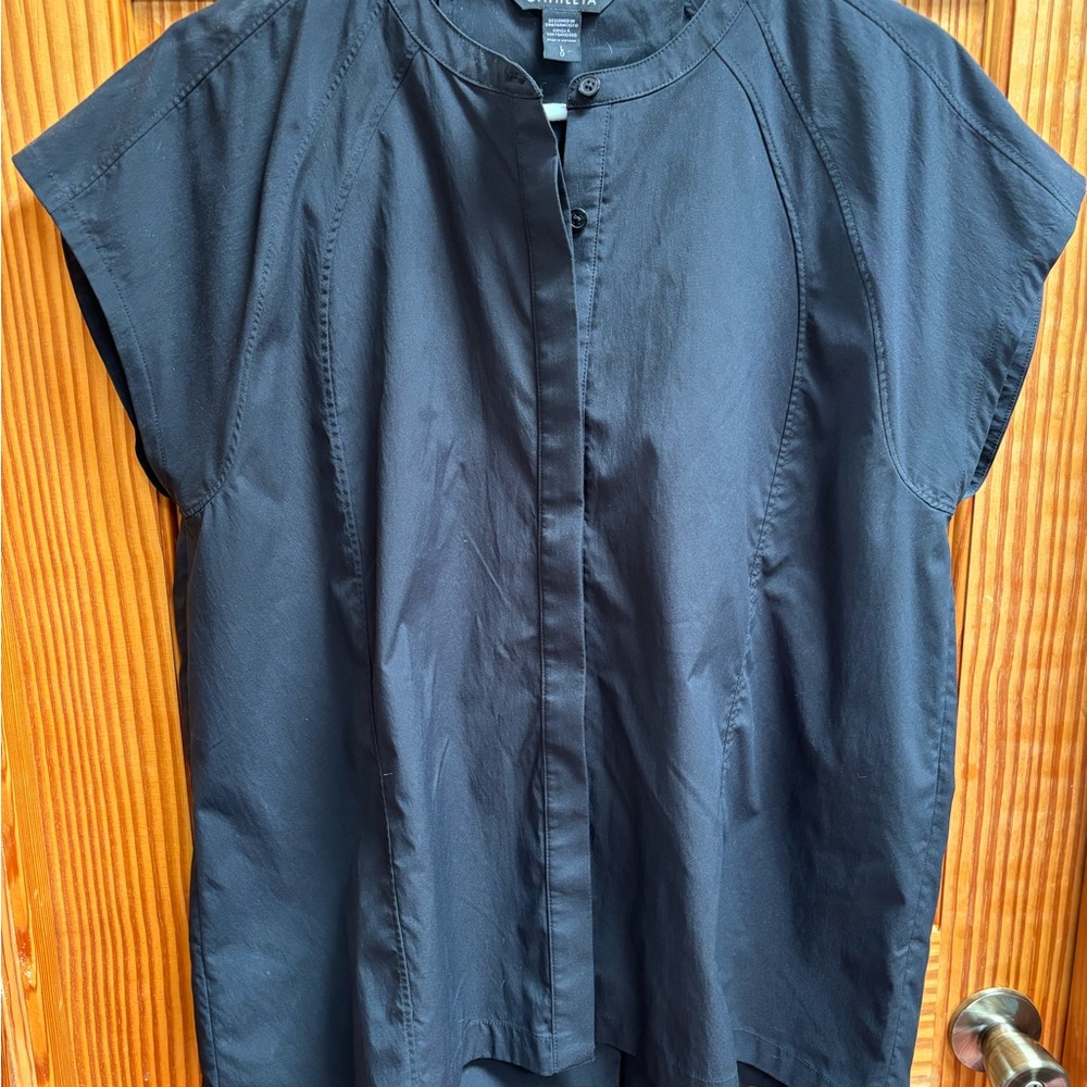 Athleta black crepe blouse